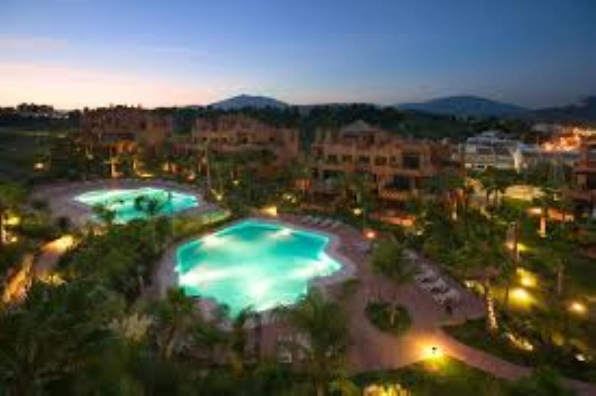 Aloha Hill Club Lluxury 5 Star Golf Resort Near Puerto Banus And Marbella Buitenkant foto