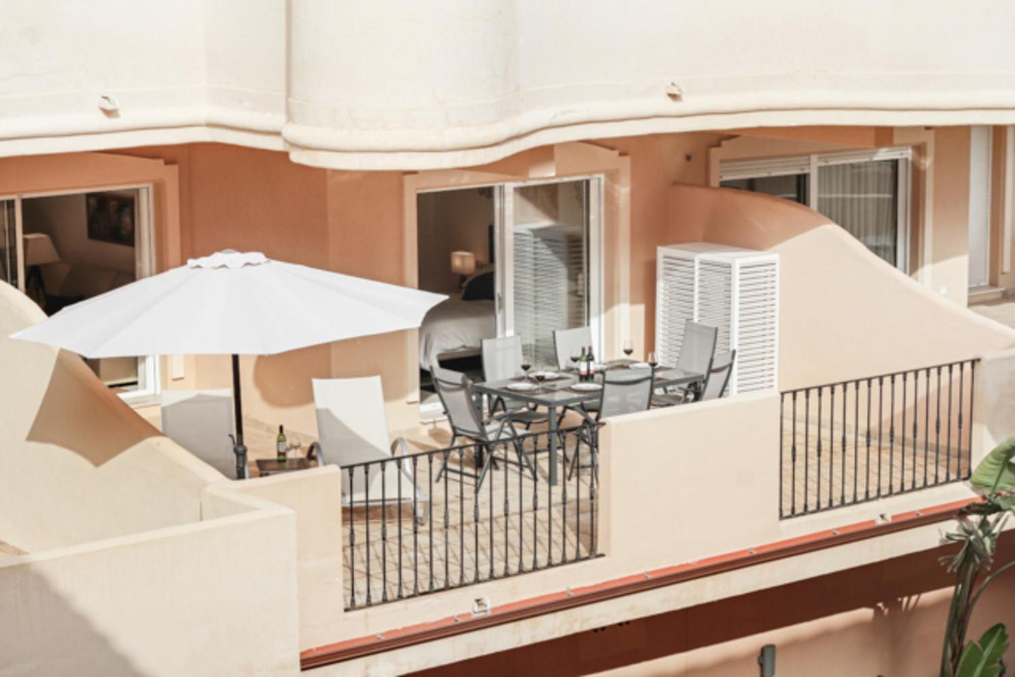 Aloha Hill Club Lluxury 5 Star Golf Resort Near Puerto Banus And Marbella Buitenkant foto