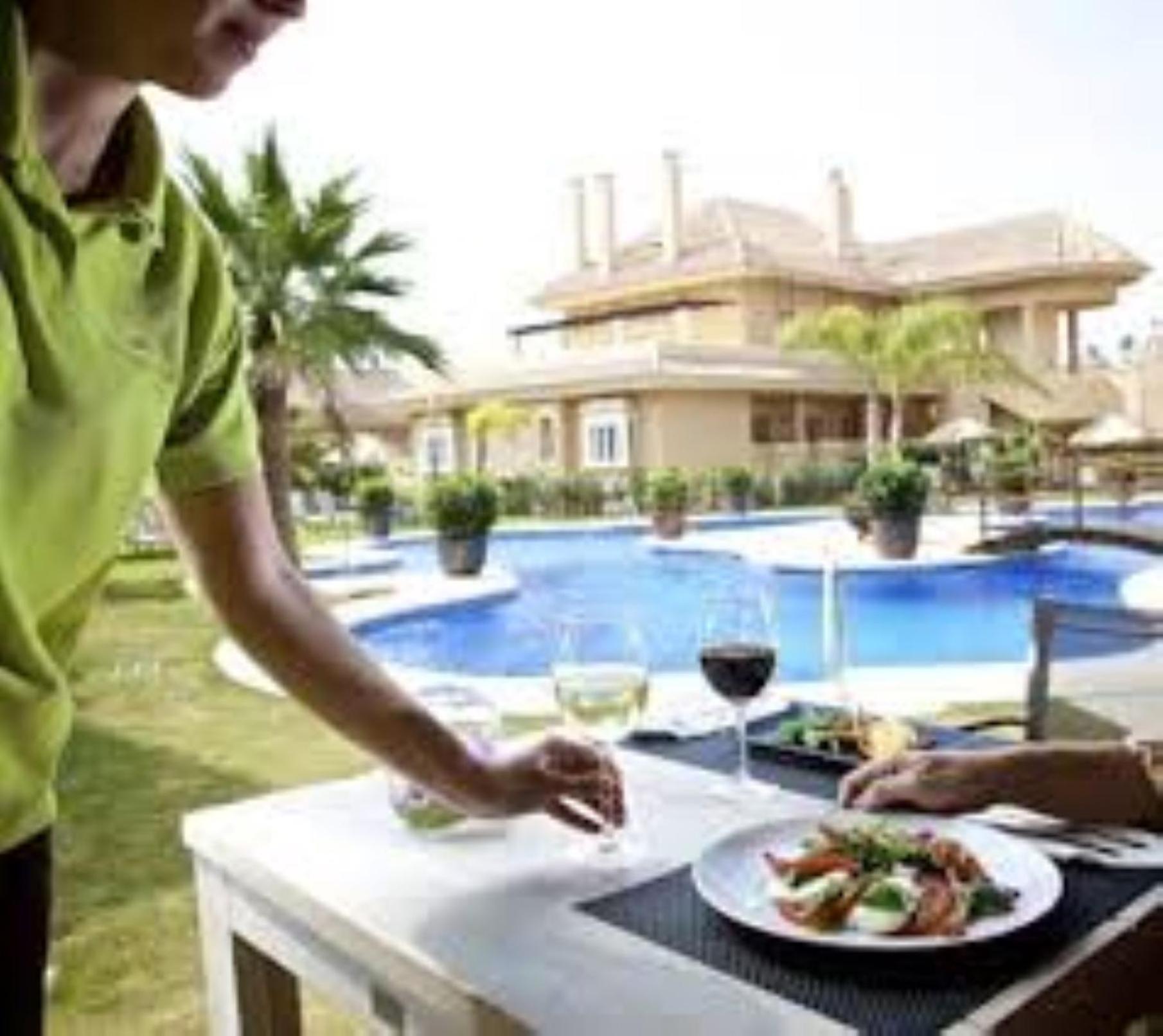 Aloha Hill Club Lluxury 5 Star Golf Resort Near Puerto Banus And Marbella Buitenkant foto