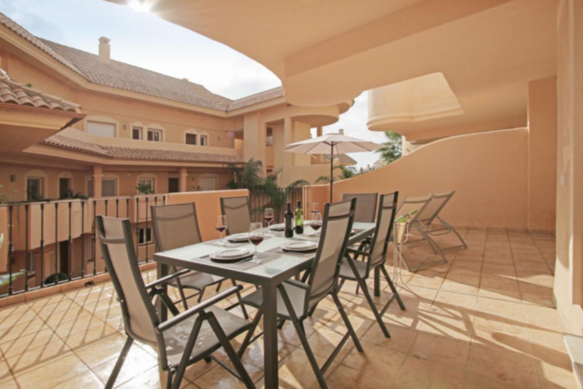 Aloha Hill Club Lluxury 5 Star Golf Resort Near Puerto Banus And Marbella Buitenkant foto