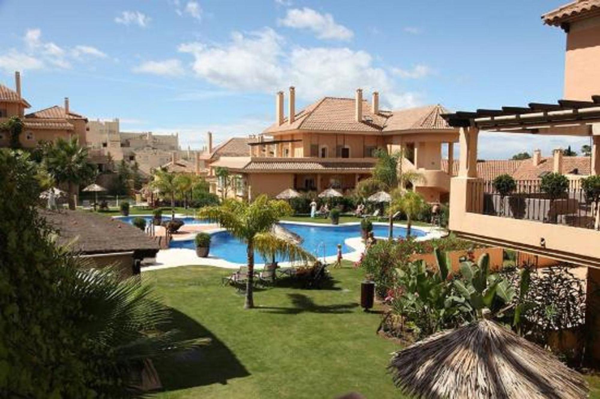 Aloha Hill Club Lluxury 5 Star Golf Resort Near Puerto Banus And Marbella Buitenkant foto