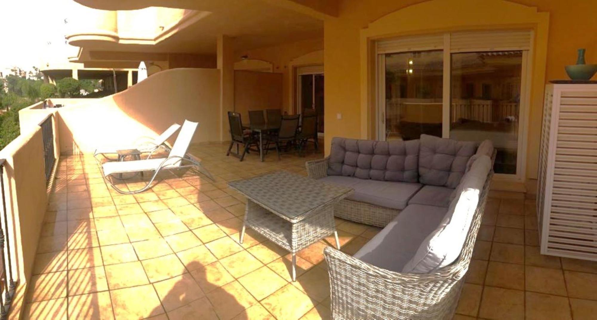 Aloha Hill Club Lluxury 5 Star Golf Resort Near Puerto Banus And Marbella Buitenkant foto