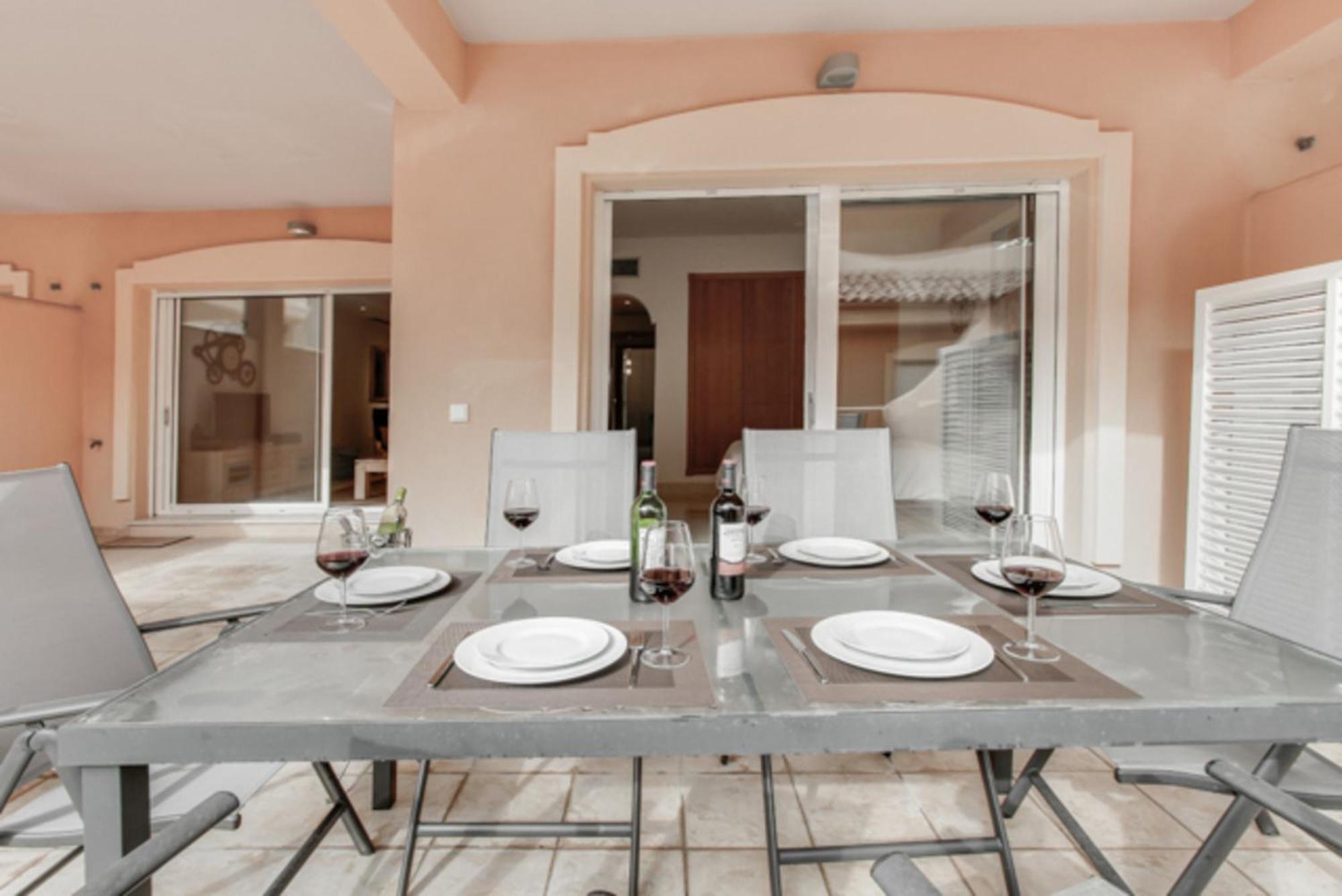Aloha Hill Club Lluxury 5 Star Golf Resort Near Puerto Banus And Marbella Buitenkant foto