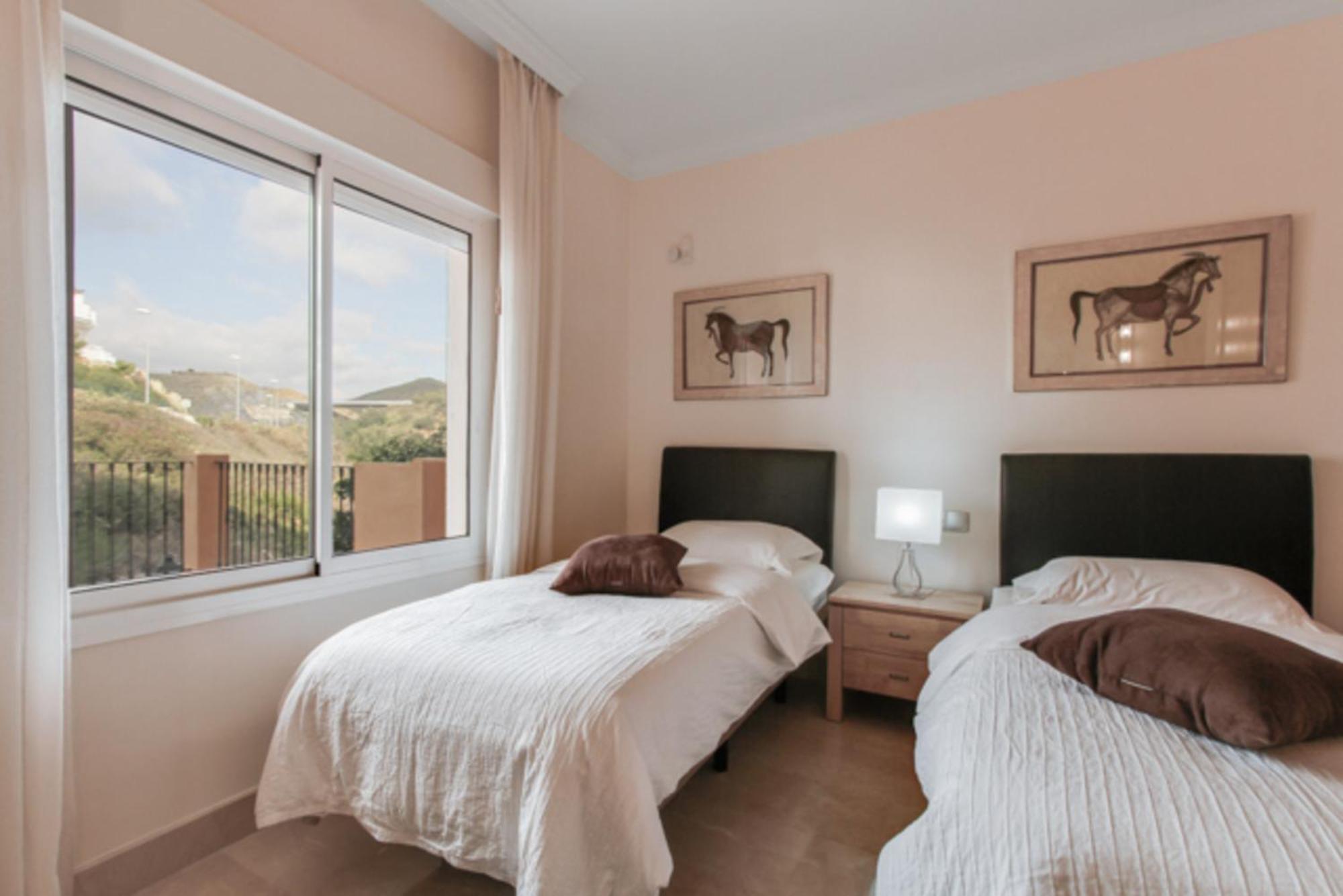 Aloha Hill Club Lluxury 5 Star Golf Resort Near Puerto Banus And Marbella Buitenkant foto